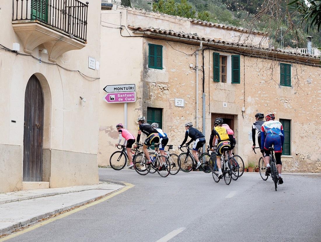 Circuit cyclotourisme intense à Majorque en vélo de route