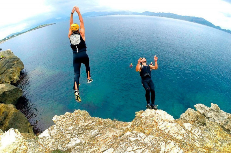 Saut de falaises