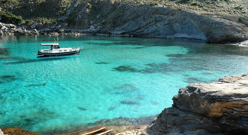 Sortie en bateau typique majorquin vers la péninsule d'alcudia