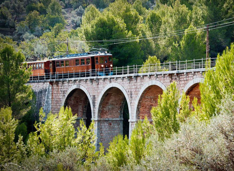 Excursion guidée à Sóller&Port Sóller par le train et tramway