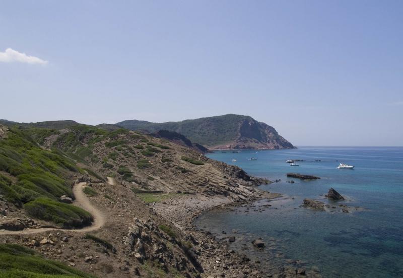 Cami de Cavalls : le guide complet du GR 223 à Minorque