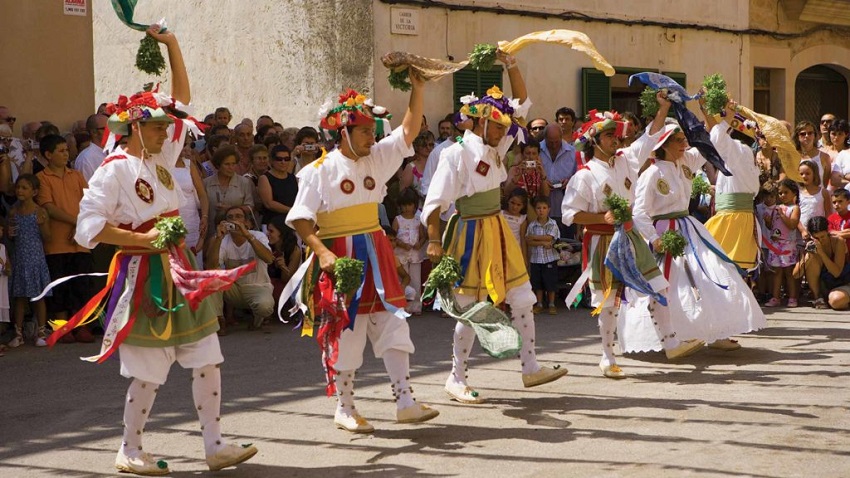 el ball dels cossiers img2 1024x576