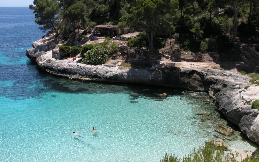 Cala Mitjaneta