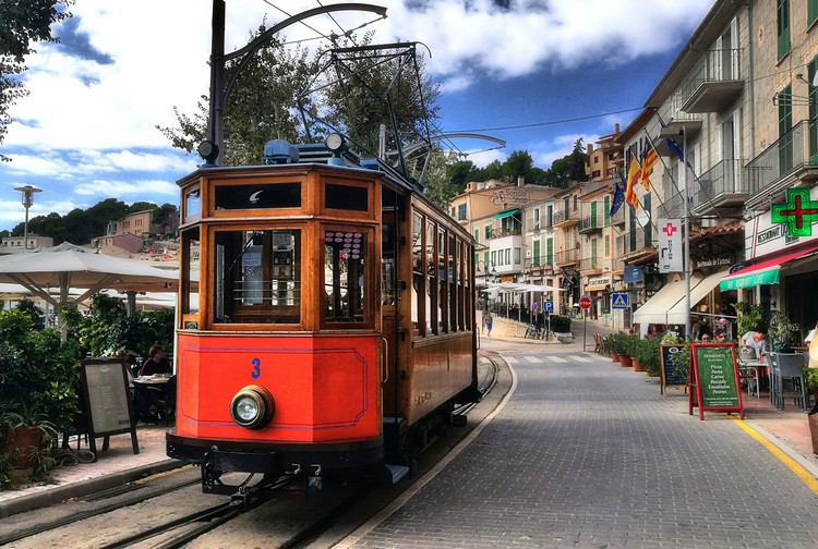 train soller majorque