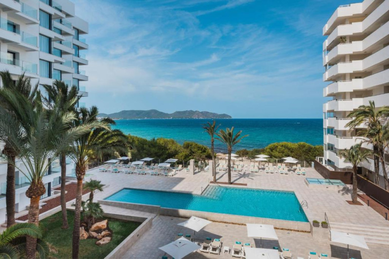 Hotel Iberostar Waves Cala Millor 4* (Cala Millor) / Confort