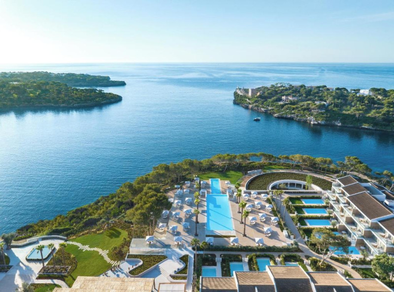 Hôtel Ikos Porto Petro 5*